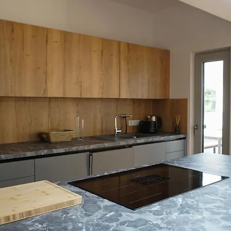 185 Sqm Loft Inclusive Gym For 8 People Apartmán